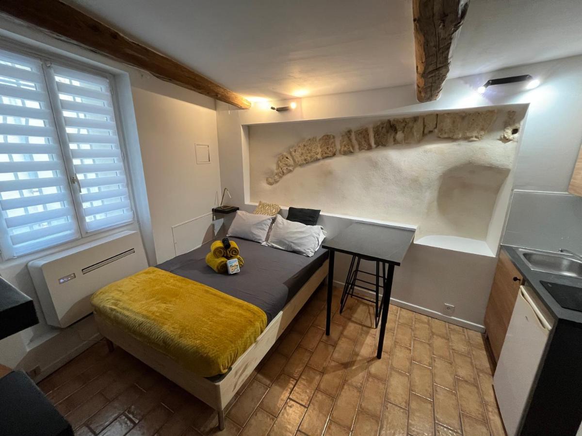 Au Coeur Des Remparts Apartment Avignon Exterior photo